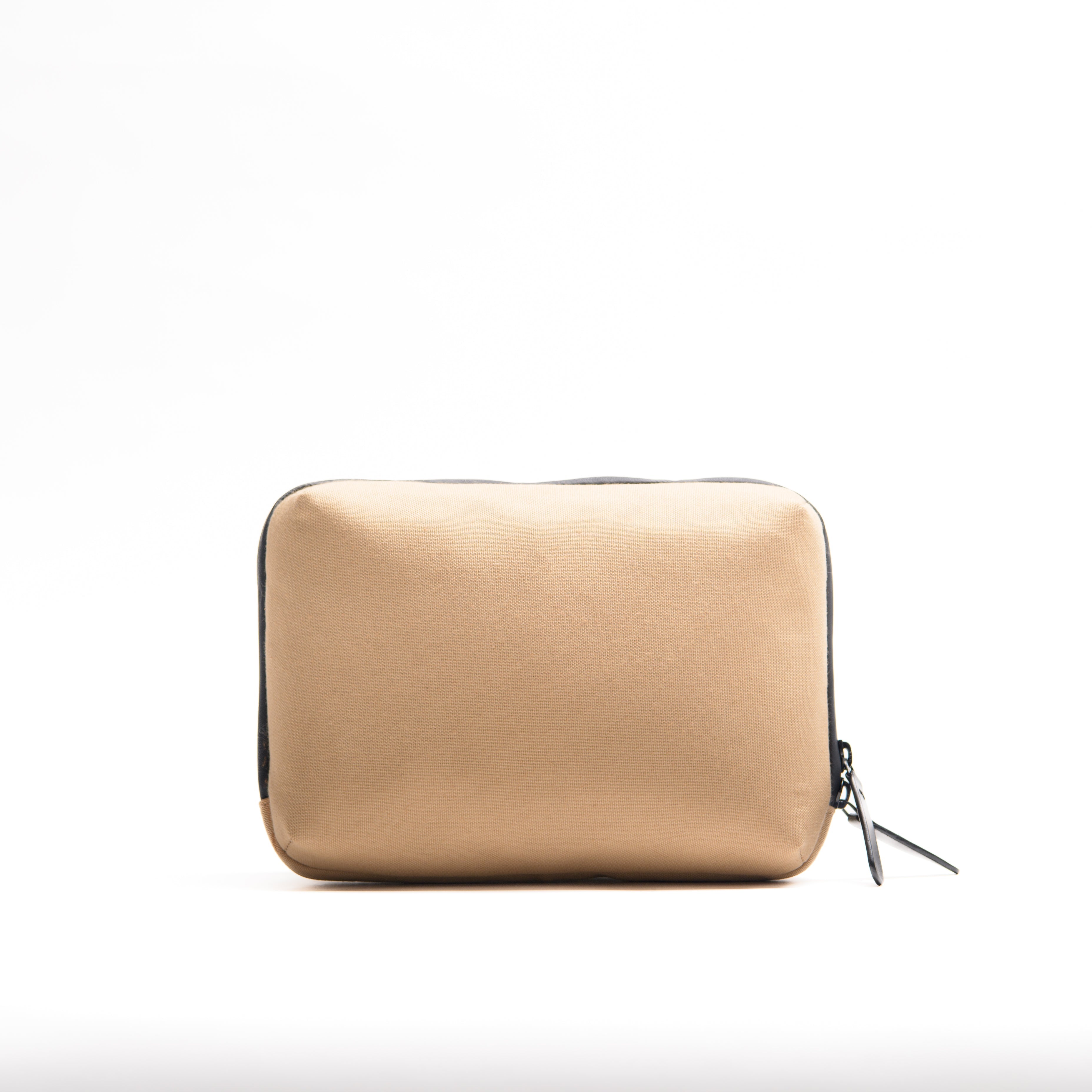 Sage Dopp Kit (Beige)