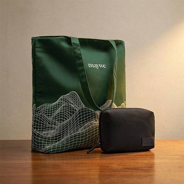 Terra Tote Bag & Sage Dopp Kit
